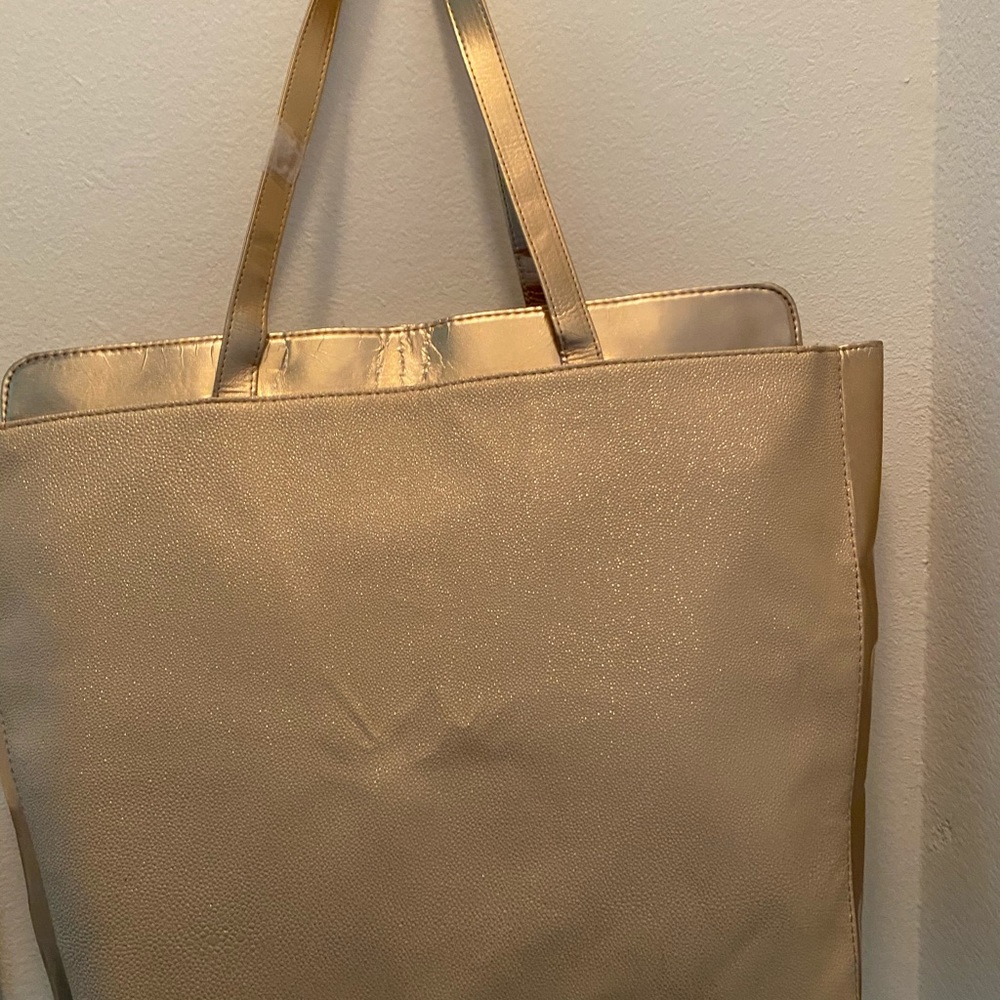 Jessica Simpson women’s handbag
